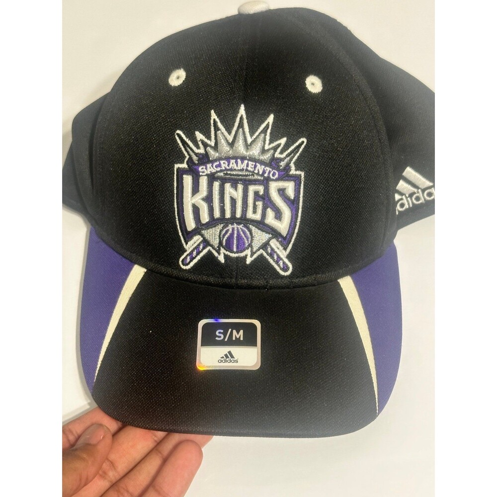 Sacramento Kings black and purple cap Size S|M